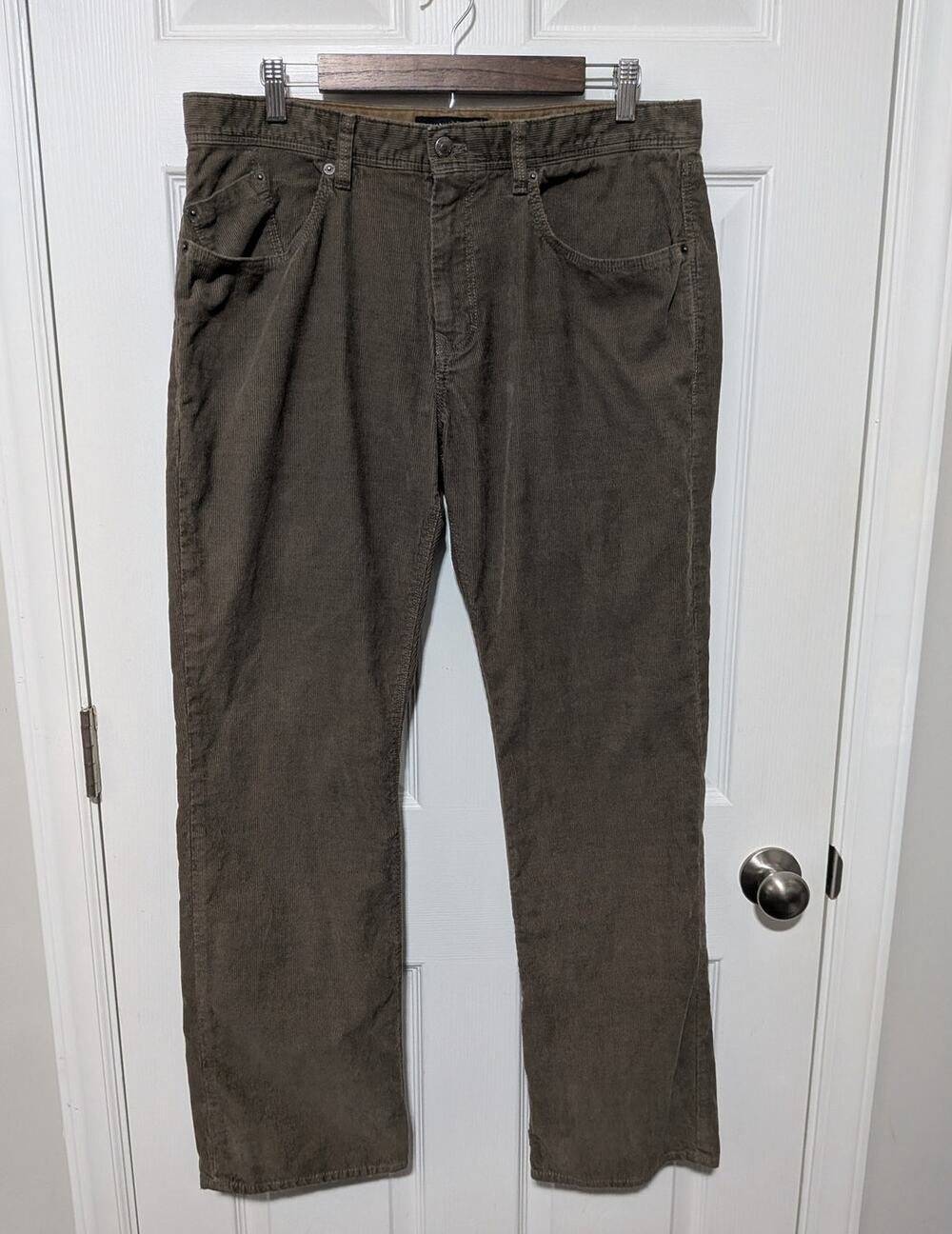 Banana Republic Men's Corduroy Pants - Classic Earthy Brown - Size 35x32